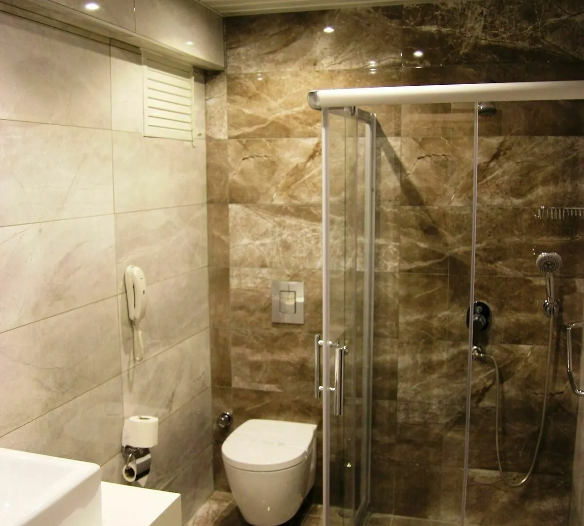 Guleryuz Hotel Анкара