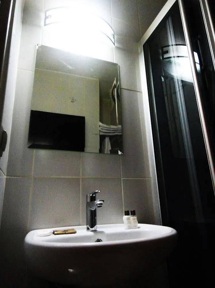 Guleryuz Hotel Анкара